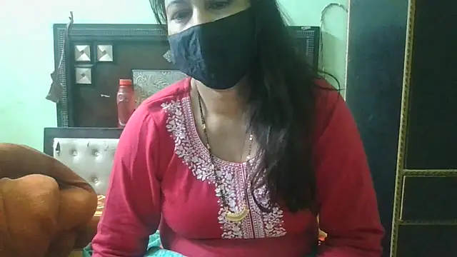 couplesuni online show from November 15, 2025, 11:29 am