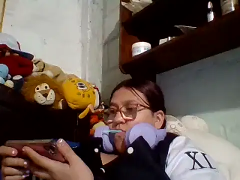 dafne19  online show from January 9, 2025, 5:44 am
