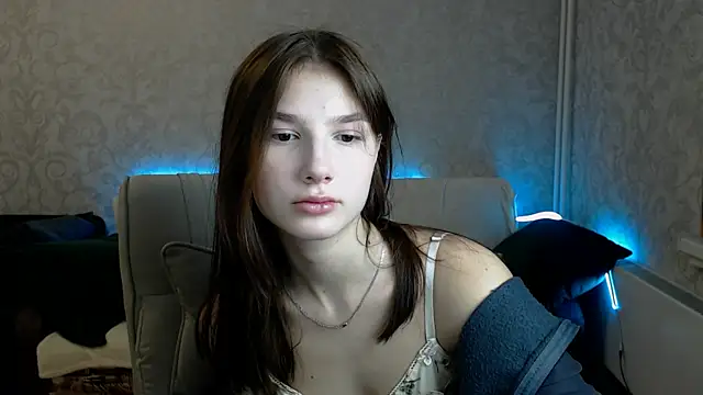 AnaHoney online show from February 18, 2025, 1:10 am