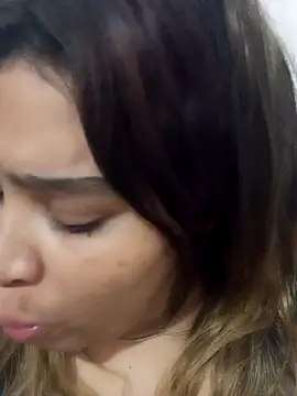 ambarlennoix online show from January 25, 2025, 5:40 am