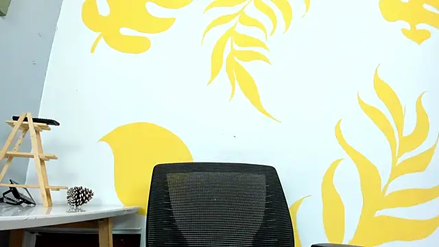 LukaCastillo online show from November 24, 2025, 10:09 pm