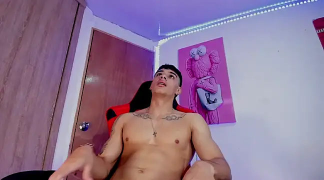 Snapshot of joseph_boy chatting on February 10, 2025, 12:29 pm joseph boy online show from February 10, 2025, 12:29 pm