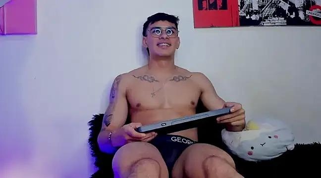 Snapshot of joseph_boy chatting on February 17, 2025, 3:31 pm joseph boy online show from February 17, 2025, 3:31 pm