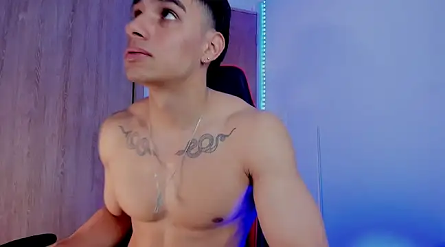 Snapshot of joseph_boy chatting on February 26, 2025, 12:58 pm joseph boy online show from February 26, 2025, 12:58 pm