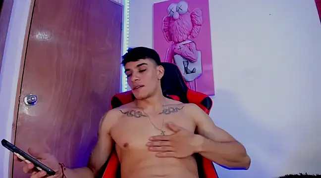 Snapshot of joseph_boy chatting on March 1, 2025, 3:38 pm joseph boy online show from March 1, 2025, 3:38 pm