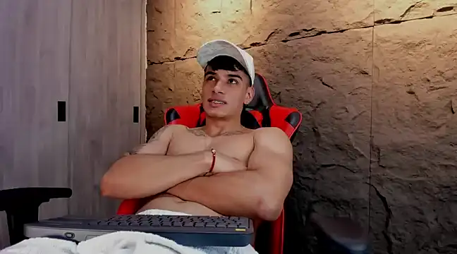 Snapshot of joseph_boy chatting on March 13, 2025, 3:50 pm joseph boy online show from March 13, 2025, 3:50 pm