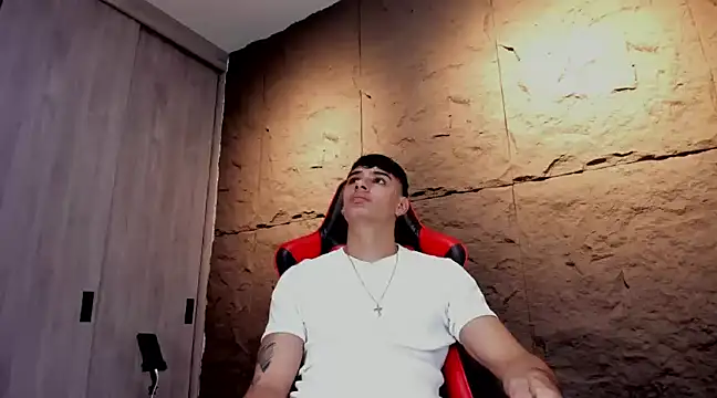 Snapshot of joseph_boy chatting on March 16, 2025, 12:55 pm joseph boy online show from March 16, 2025, 12:55 pm