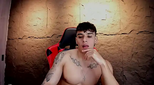 Snapshot of joseph_boy chatting on March 17, 2025, 4:11 pm joseph boy online show from March 17, 2025, 4:11 pm