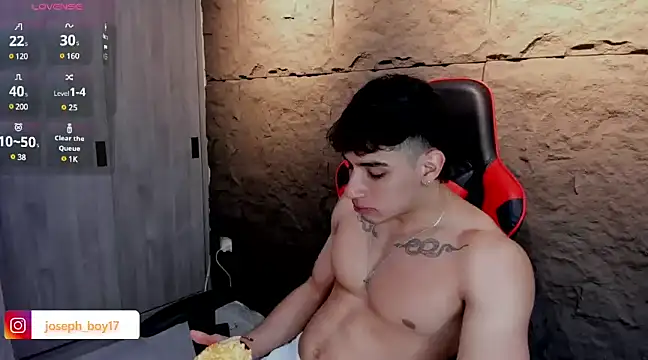 Snapshot of joseph_boy chatting on March 19, 2025, 4:02 pm joseph boy online show from March 19, 2025, 4:02 pm