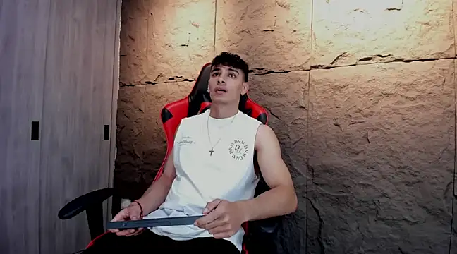 Snapshot of joseph_boy chatting on March 22, 2025, 2:58 pm joseph boy online show from March 22, 2025, 2:58 pm