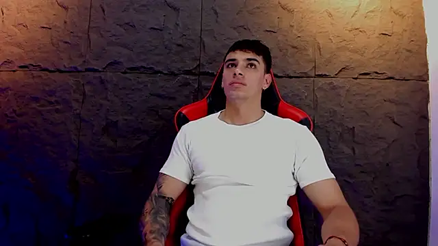 Snapshot of joseph_boy chatting on December 4, 2025, 11:52 am joseph boy online show from December 4, 2025, 11:52 am