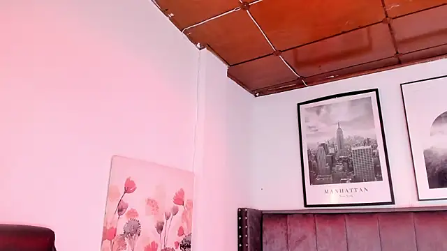 Alaia Cute online show from January 10, 2026, 4:03 am