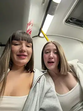 Sophie Avory online show from May 27, 2026, 7:55 pm
