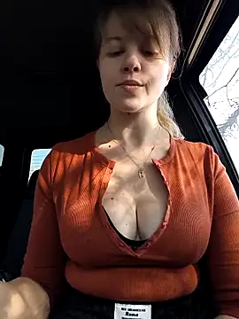 Snapshot of astiSWEET chatting on November 2, 2025, 8:17 am astiSWEET online show from November 2, 2025, 8:17 am