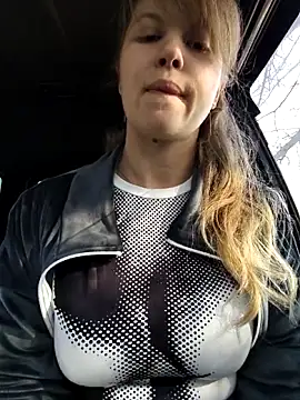 Snapshot of astiSWEET chatting on November 11, 2025, 7:41 am astiSWEET online show from November 11, 2025, 7:41 am