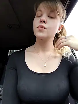 Snapshot of astiSWEET chatting on November 13, 2025, 8:57 am astiSWEET online show from November 13, 2025, 8:57 am