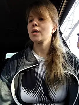 Snapshot of astiSWEET chatting on November 14, 2025, 8:02 am astiSWEET online show from November 14, 2025, 8:02 am