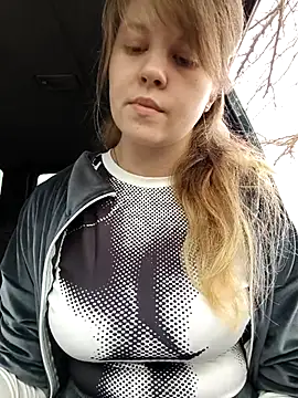 Snapshot of astiSWEET chatting on November 19, 2025, 8:58 am astiSWEET online show from November 19, 2025, 8:58 am