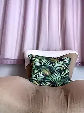 Snapshot of alexatransgata chatting on November 22, 2025, 4:28 pm alexatransgata online show from November 22, 2025, 4:28 pm