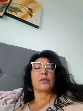 Snapshot of katysquirtdirty chatting on March 1, 2026, 10:45 pm katysquirtdirty online show from March 1, 2026, 10:45 pm