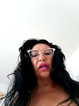 Snapshot of katysquirtdirty chatting on May 8, 2026, 1:16 pm katysquirtdirty online show from May 8, 2026, 1:16 pm