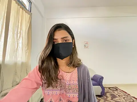 Snapshot of MaYaa__11 chatting on December 19, 2024, 4:56 am MaYaa 11 online show from December 19, 2024, 4:56 am