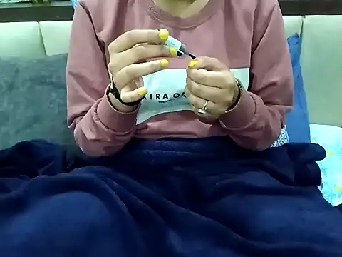 GoldnessAishu online show from December 23, 2024, 3:44 pm