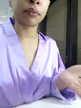 Snapshot of LadyAvalon chatting on November 1, 2025, 5:59 pm LadyAvalon online show from November 1, 2025, 5:59 pm