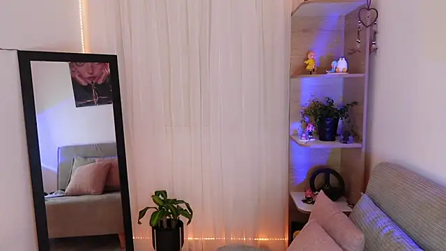 ValeriaCox online show from November 12, 2025, 2:39 pm