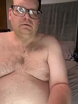 Snapshot of treatbobnicer chatting on February 5, 2026, 2:33 pm treatbobnicer online show from February 5, 2026, 2:33 pm