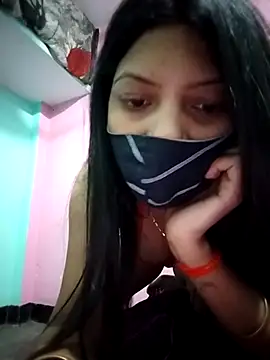 Snapshot of Hotty-Divya chatting on March 26, 2026, 2:22 pm Hotty-Divya online show from March 26, 2026, 2:22 pm