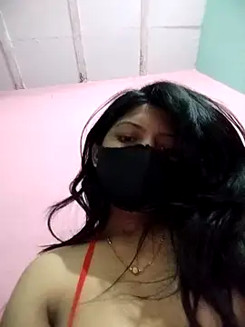 Snapshot of Hotty-Divya chatting on May 10, 2026, 3:44 am Hotty-Divya online show from May 10, 2026, 3:44 am