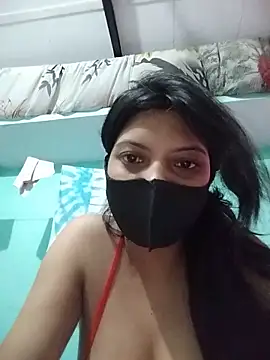 Snapshot of Hotty-Divya chatting on May 21, 2026, 3:24 am Hotty-Divya online show from May 21, 2026, 3:24 am