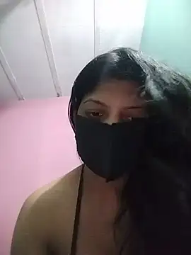 Hotty-Divya online show from July 21, 2026, 10:06 am