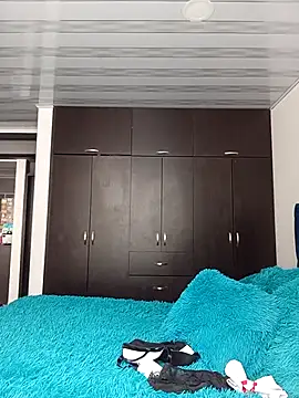 Lesly 10- online show from September 12, 2025, 2:39 pm