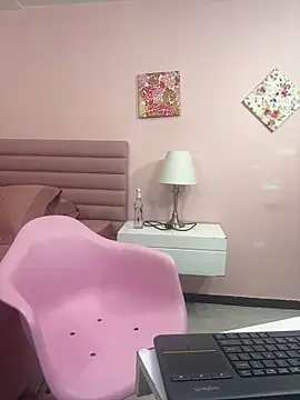 Snapshot of kae_styles chatting on December 13, 2025, 7:53 pm kae styles online show from December 13, 2025, 7:53 pm