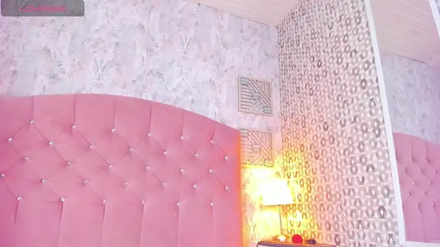 Snapshot of Elii_ross chatting on March 5, 2025, 8:10 pm Elii ross online show from March 5, 2025, 8:10 pm