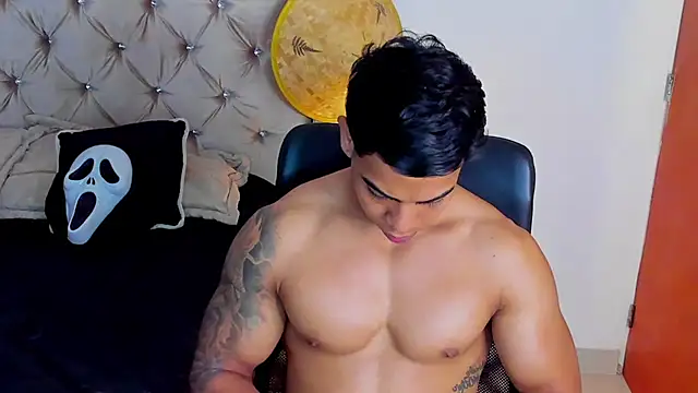 Andrew wolf7 online show from October 31, 2025, 3:57 pm