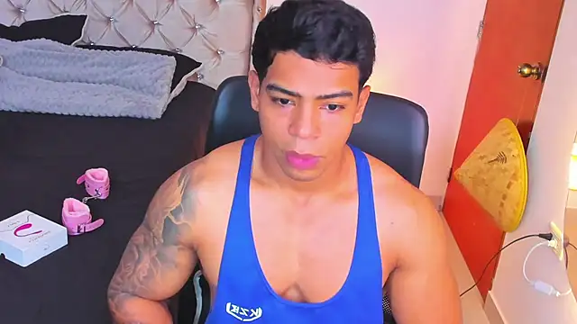 Snapshot of Andrew_wolf7 chatting on February 1, 2026, 4:49 pm Andrew wolf7 online show from February 1, 2026, 4:49 pm