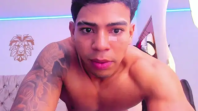 Snapshot of Andrew_wolf7 chatting on February 14, 2026, 9:39 am Andrew wolf7 online show from February 14, 2026, 9:39 am