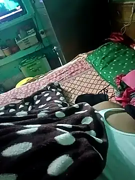 Snapshot of Lustyful_Couple chatting on February 26, 2025, 9:58 pm Lustyful Couple online show from February 26, 2025, 9:58 pm