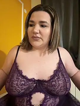 Snapshot of Leya__Droit chatting on January 5, 2025, 10:08 pm Leya Droit online show from January 5, 2025, 10:08 pm