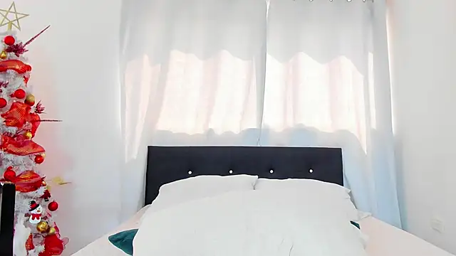 DailaSmith online show from December 17, 2024, 6:09 pm