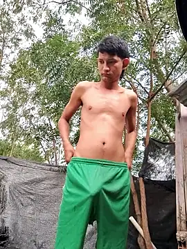 Valentinacuc online show from February 22, 2026, 11:42 am