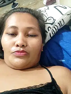 Sweetchuby1995 online show from April 29, 2026, 5:30 pm