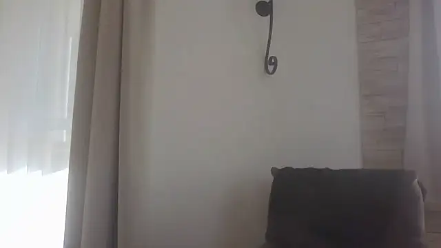 leidergeil83 online show from October 4, 2025, 10:46 am