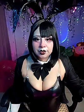 MilkyXSakura online show from April 6, 2026, 2:42 am