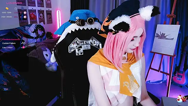 Snapshot of _Sparkland_ chatting on February 7, 2025, 10:20 pm Sparkland online show from February 7, 2025, 10:20 pm