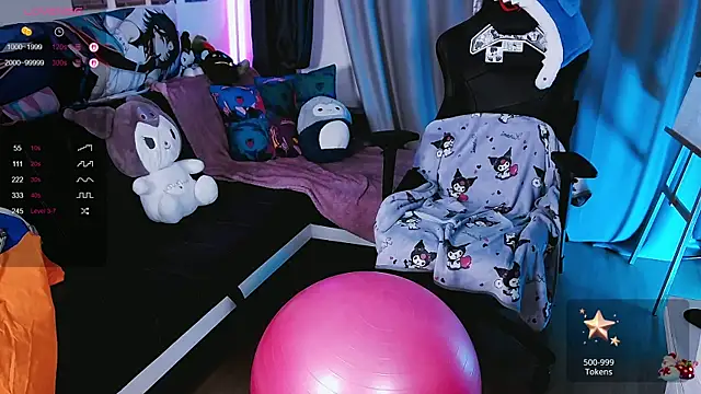 Snapshot of _Sparkland_ chatting on March 8, 2025, 2:01 am Sparkland online show from March 8, 2025, 2:01 am