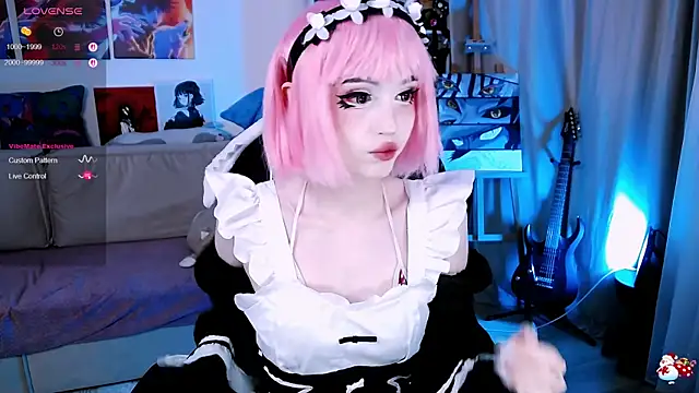 Snapshot of _Sparkland_ chatting on September 8, 2025, 7:02 pm Sparkland online show from September 8, 2025, 7:02 pm